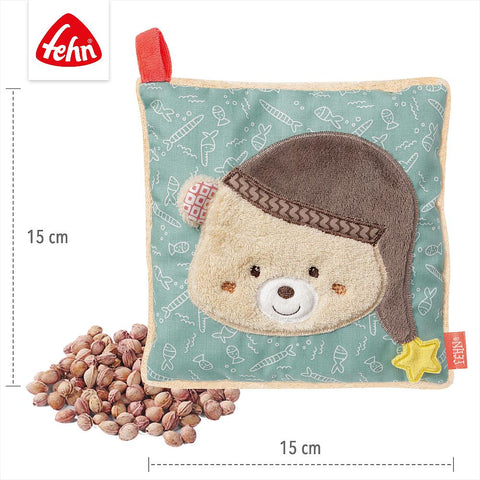 Kirschkernkissen Bär-Baby-Wärmekissen (15x15 cm) mit Bärengesicht-Design und sichtbarer Kirschkernfüllung, perfekter Wärmebegleiter für Babys und Kleinkinder; abgebildetes Produkt mit Abmessungen.