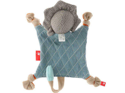 Das Schnuffeltuch - Lulo Lumpo ist ein löwenförmiges Schmusetuch mit grauer Mähne, blauem Steppkörper, beigen Gliedmaßen und blauem Schwanz - ideal für Neugeborene und Kleinkinder - und liegt flach auf einem weißen Hintergrund.