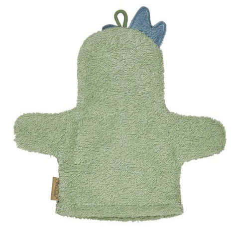 Der Spiel-Waschhandschuh Dino Rexi (NEU!) ist ein grüner Frottee-Badehandschuh in Form eines Dinos, mit zwei Armen und blauen Stacheln. Er besteht aus 100 % Baumwolle und ist gleichzeitig eine spielerische Handpuppe für den Badespaß.