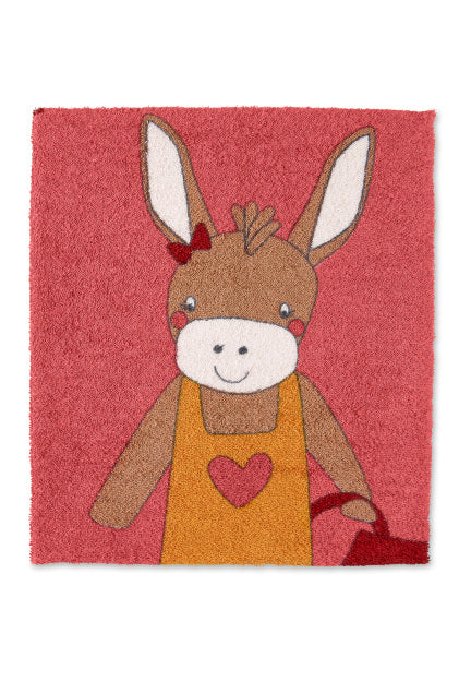Rechteckiges, hellrotes "Badetuch Emmily" (100x100cm) mit Gartenmotiv - passt perfekt zu den anderen Accessoires von Frottee Baumwolle Badetuch Kinder.