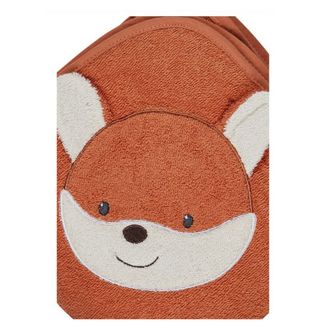 Das "Fuchs Filou rost - 100x100cm NEU!" ist ein braunes Sterntaler-Kapuzenhandtuch aus weichem Frottee, auf dem ein lächelndes Fuchsgesicht mit weißen Ohren und Wangen sowie schwarzen Augen und Nase gestickt ist.