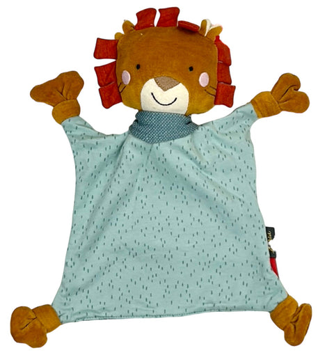 Das Baby Schnuffeltuch Löwe ist eine plüschige Löwendecke mit weichem Löwenkopf, braunen Gliedmaßen und einem flachen hellblau gemusterten Stoffkörper.