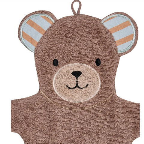 Der Waschhandschuh Bär Bo NEU! besteht aus einem braunen Handtuch mit einem Bärengesicht, blau-orange gestreiften Ohren, schwarzen Nähten und einer Schlaufe zum Aufhängen - perfekt für das Bad Ihres Babys.